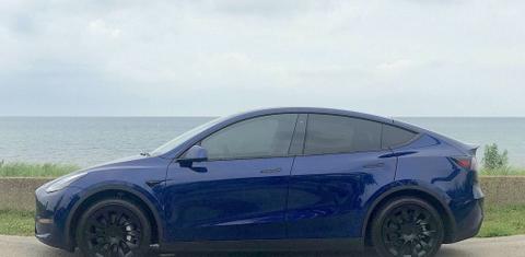 Tesla Model Y 2021