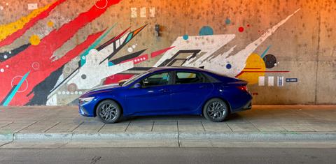Hyundai Elantra 2024