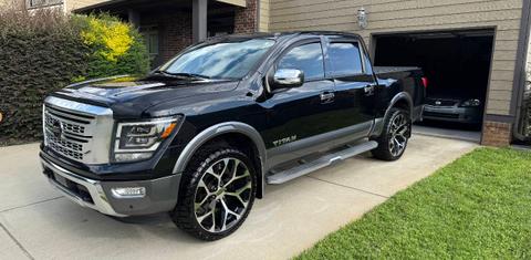 Nissan Titan 2021