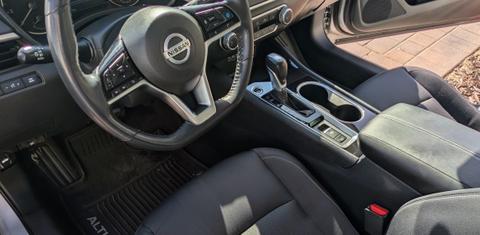 Nissan Altima 2022