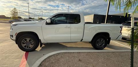 Nissan Frontier 2025