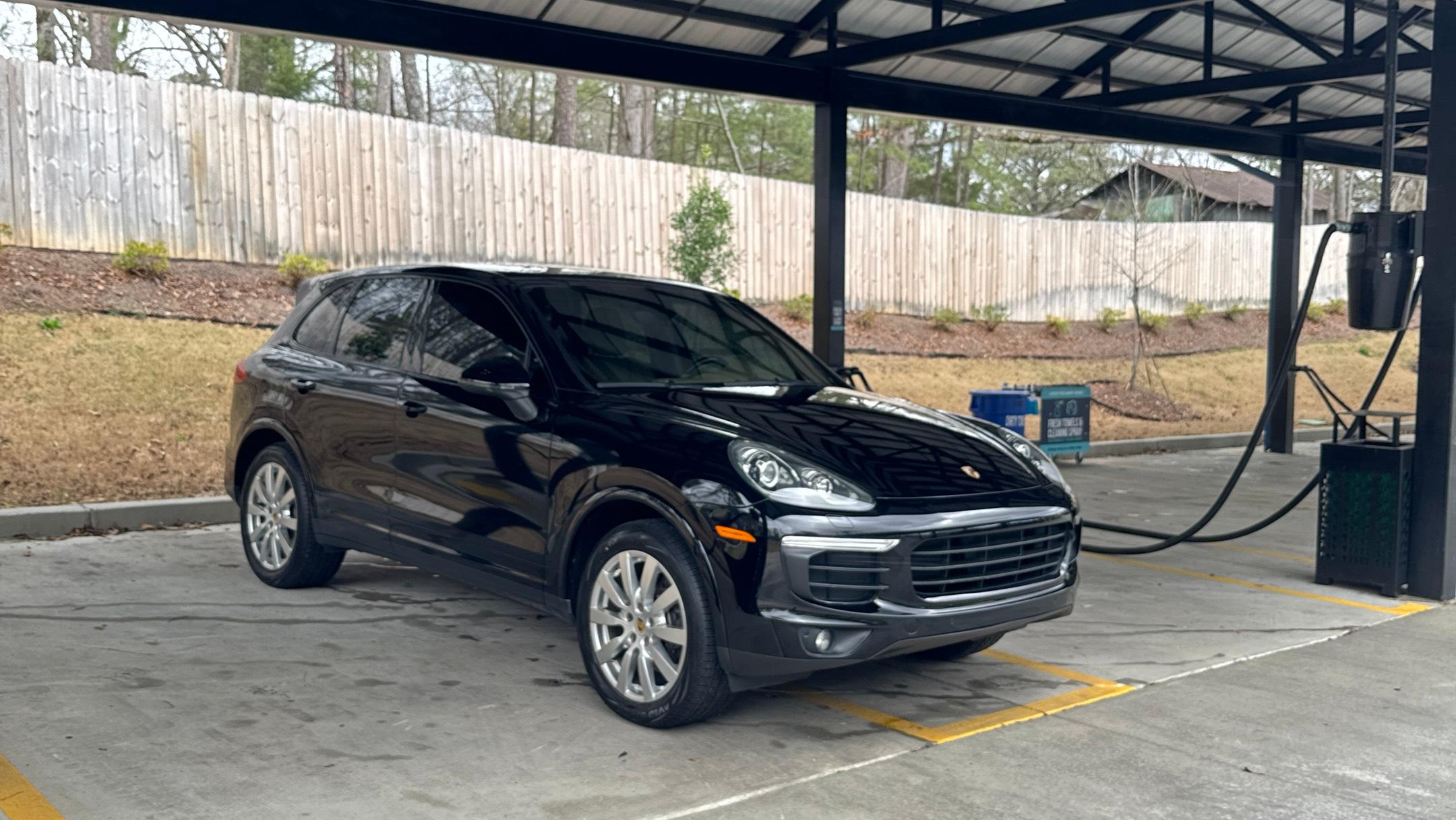 Porsche Cayenne 2017 in Helena, AL