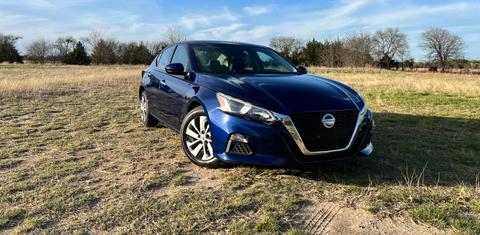 Nissan Altima 2020