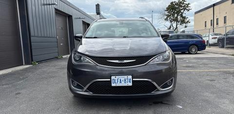 Chrysler Pacifica 2017