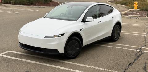 Tesla Model Y 2026