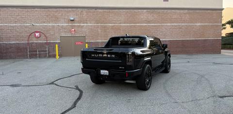 GMC HUMMER EV 2025