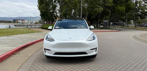 Tesla Model Y 2023