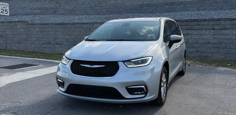 Chrysler Pacifica 2023
