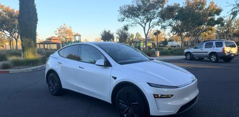 Tesla Model Y 2026