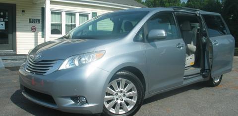 Toyota Sienna 2013