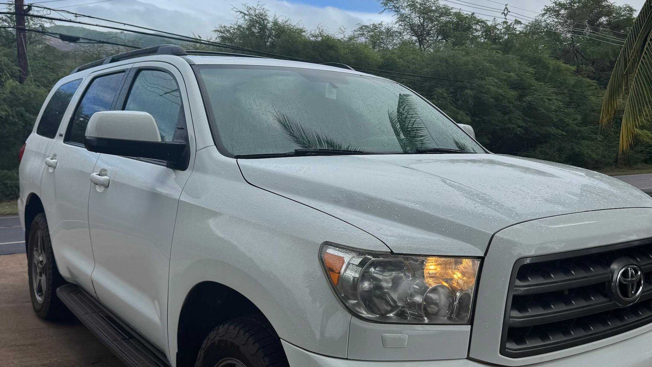 Toyota Sequoia 2015 in Ho'olehua, HI
