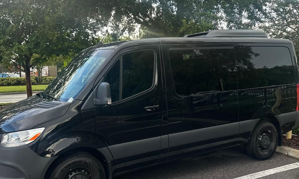 Mercedes-Benz Sprinter 2025