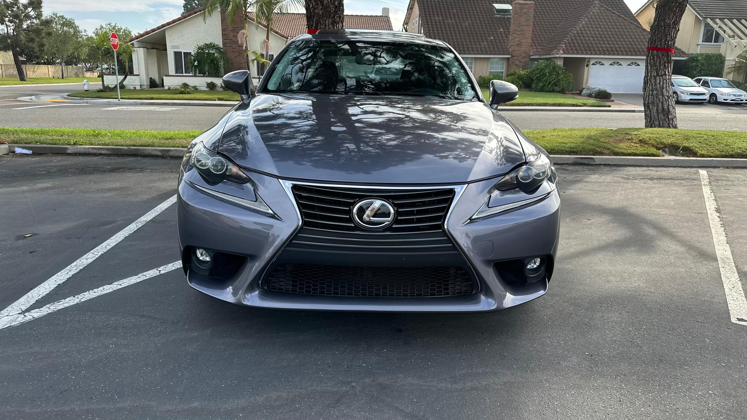 Lexus IS 2015 in 