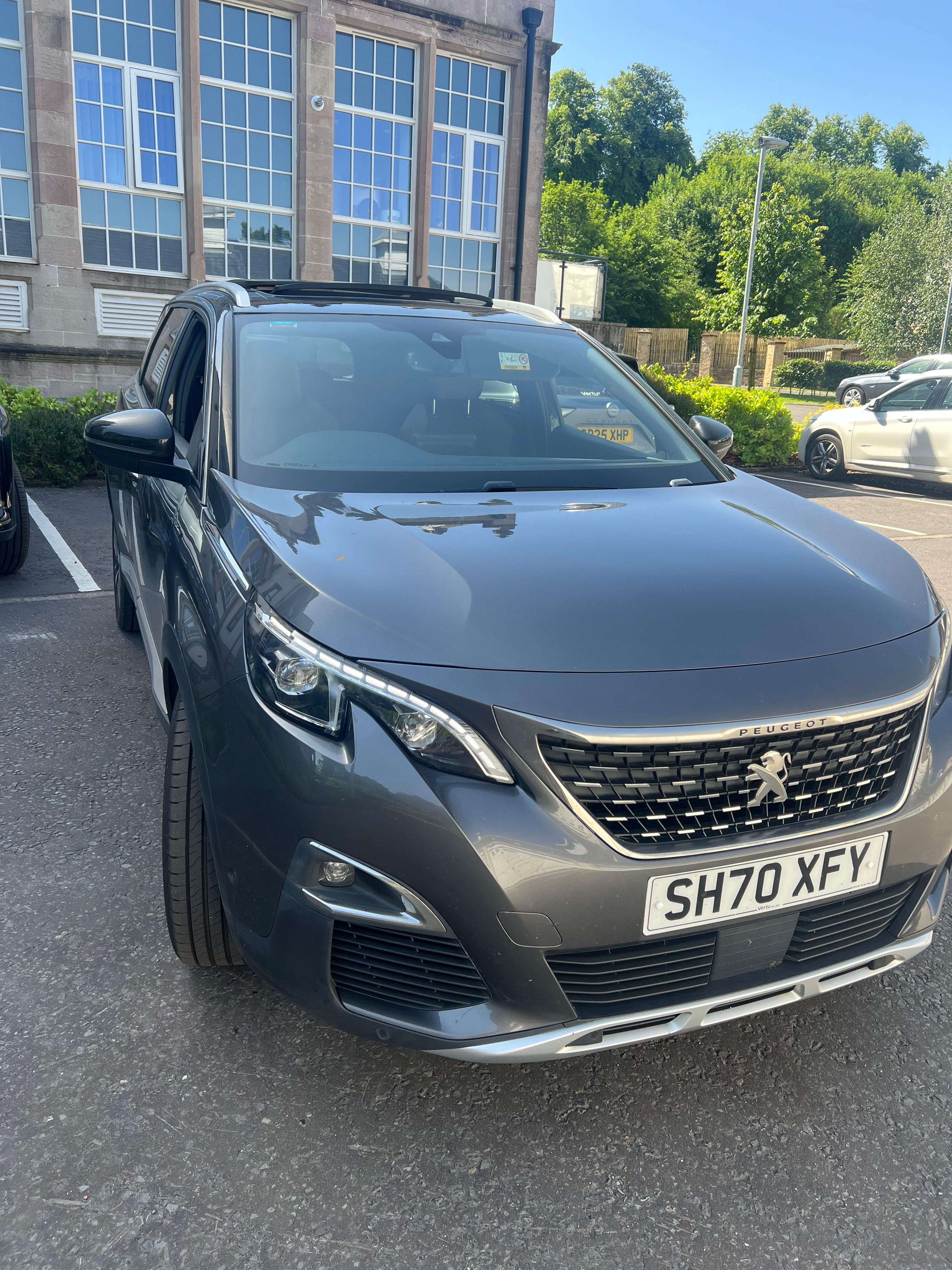 Peugeot 5008 2020 in Port Glasgow