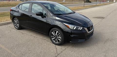 Nissan Versa 2021