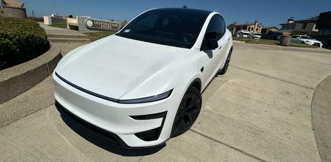 Tesla Model Y 2026