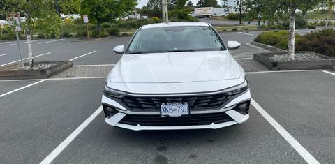 Hyundai Elantra Hybrid 2025