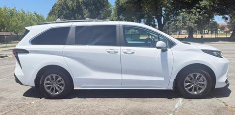 Toyota Sienna 2025