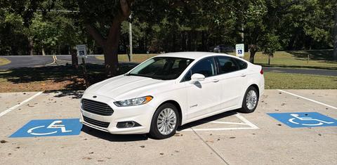 Ford Fusion Hybrid 2015