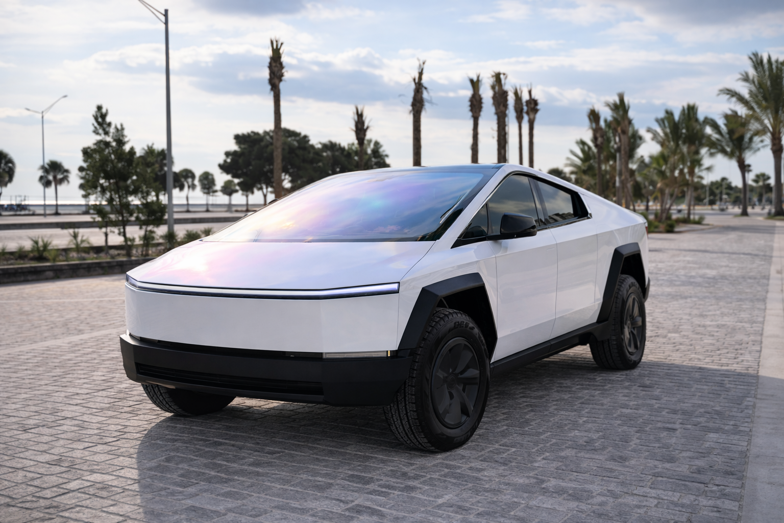 Tesla Cybertruck 2024 in Miami Gardens, FL