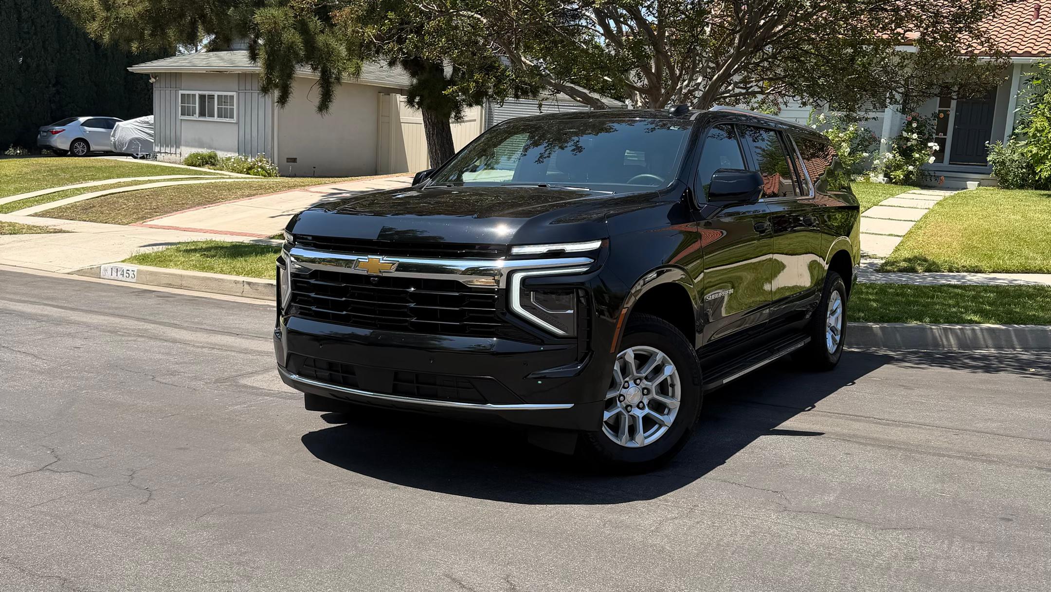 Chevrolet Suburban 2025 in Los Angeles, CA