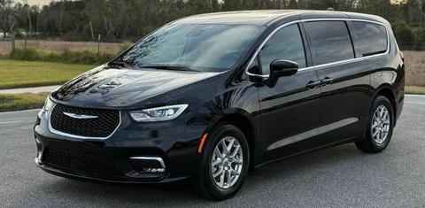 Chrysler Pacifica 2025
