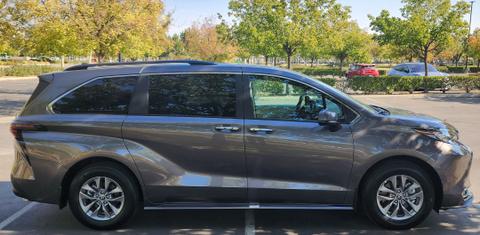 Toyota Sienna 2023