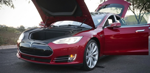 Tesla Model S 2015