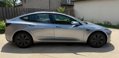Tesla Model 3 2025