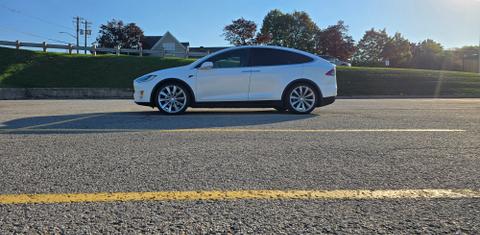 Tesla Model X 2017