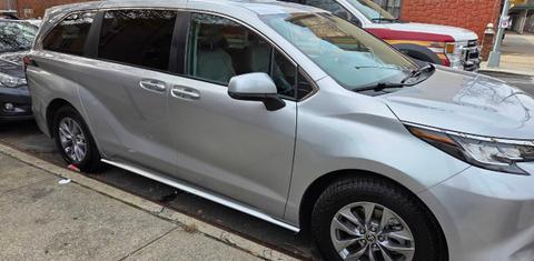 Toyota Sienna 2022