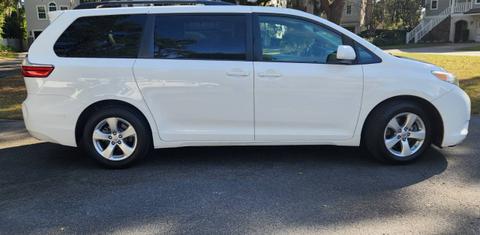 Toyota Sienna 2017