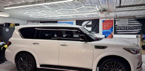 INFINITI QX80 2023