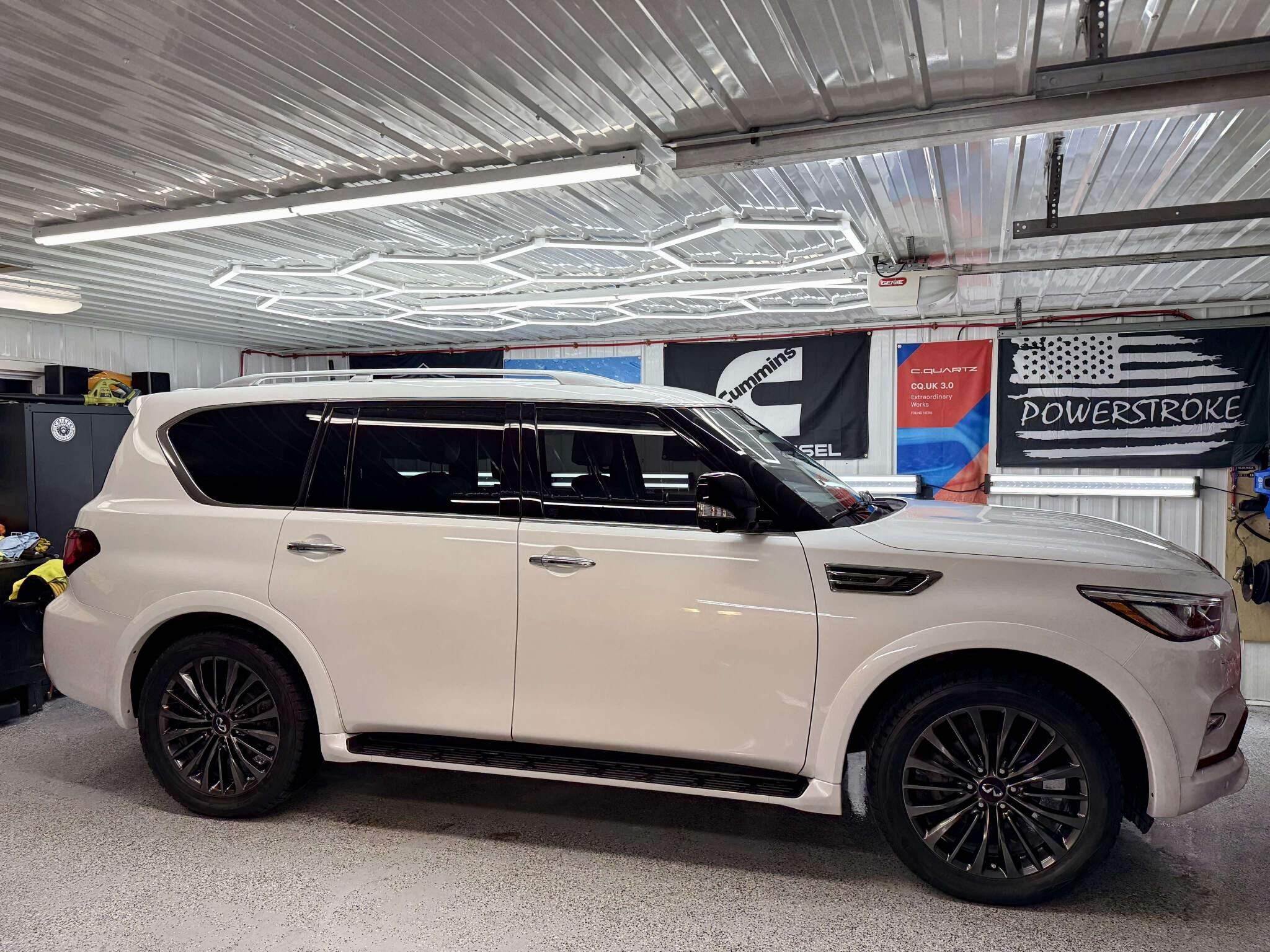 INFINITI QX80 2023 à 
