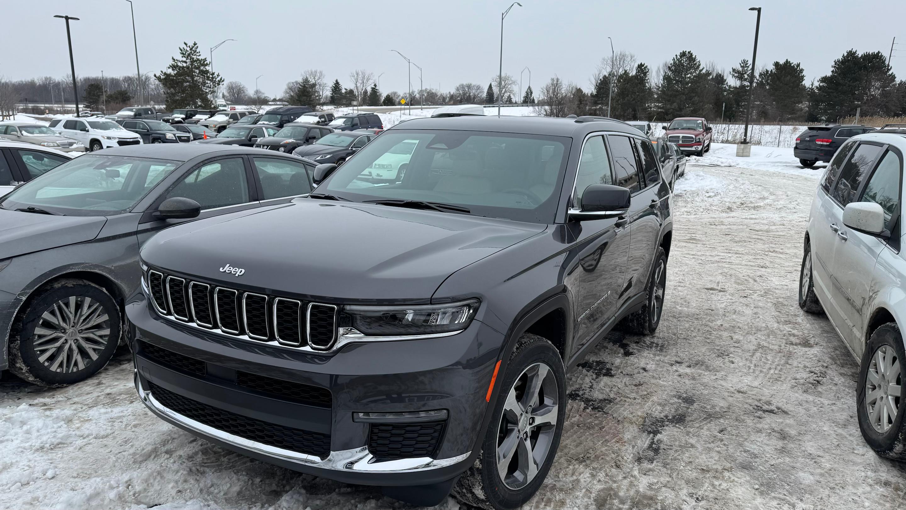 Jeep Grand Cherokee L 2025 in Flint, MI