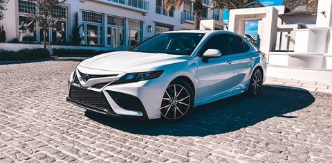 Toyota Camry 2019