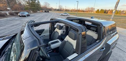 GMC HUMMER EV SUV 2026