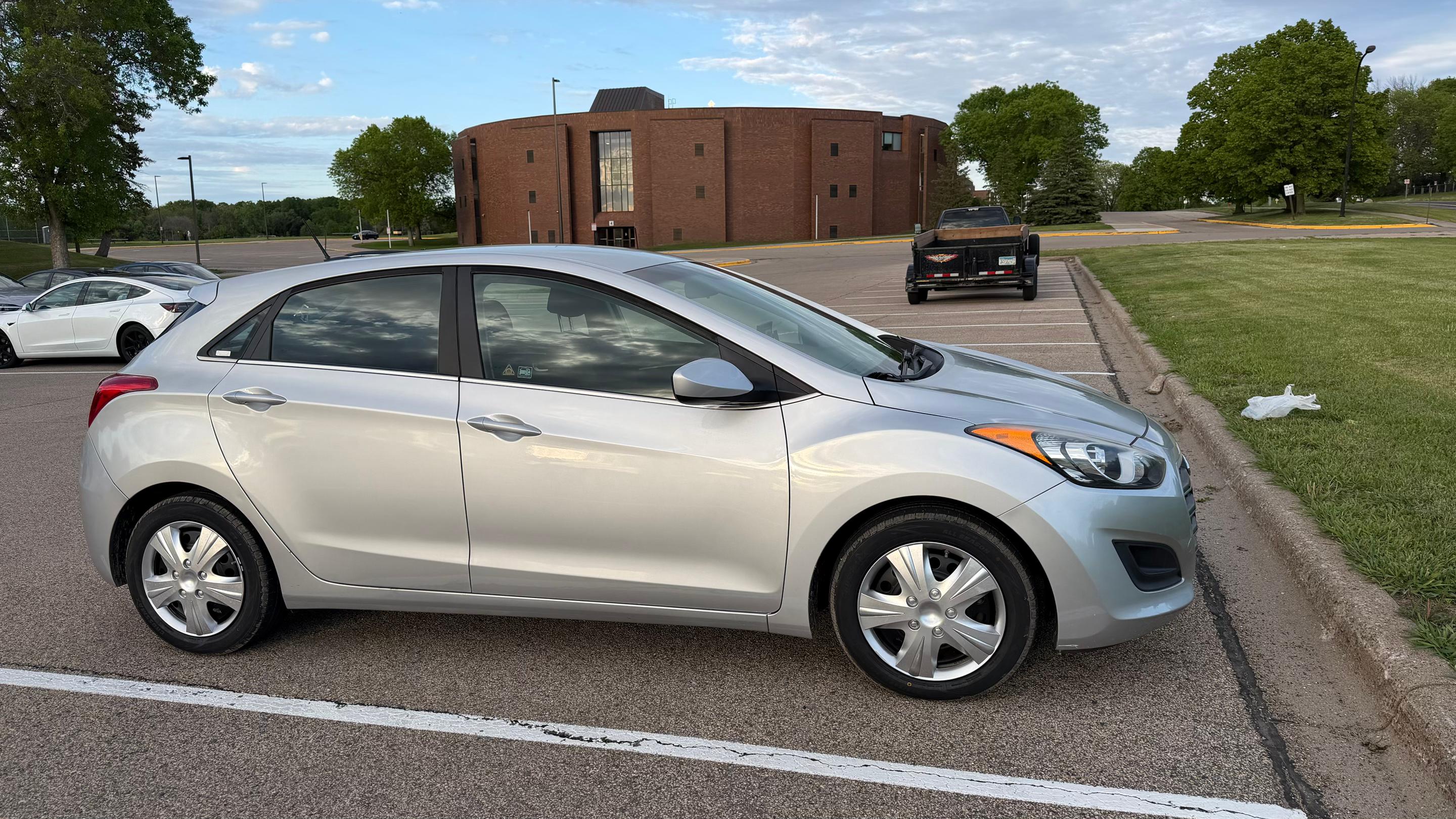 Hyundai Elantra GT 2017 in Shakopee, MN