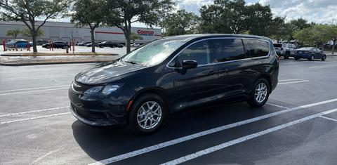 Chrysler Voyager 2023