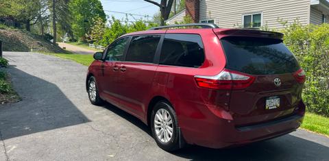 Toyota Sienna 2017