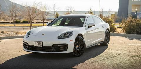 Porsche Panamera 2023
