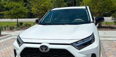 Toyota RAV4 2025
