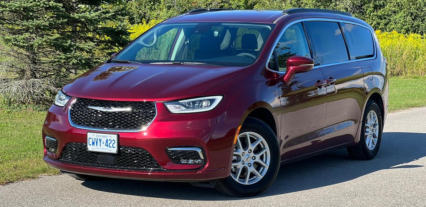 Chrysler Pacifica 2022 rental in Vaughan, ON by Ivan K. | Turo