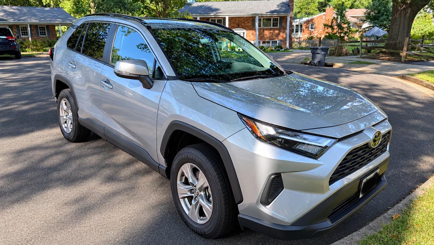 Toyota RAV4 2025 in McLean, VA