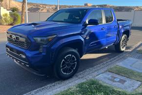 Toyota Tacoma 2025 in Las Vegas