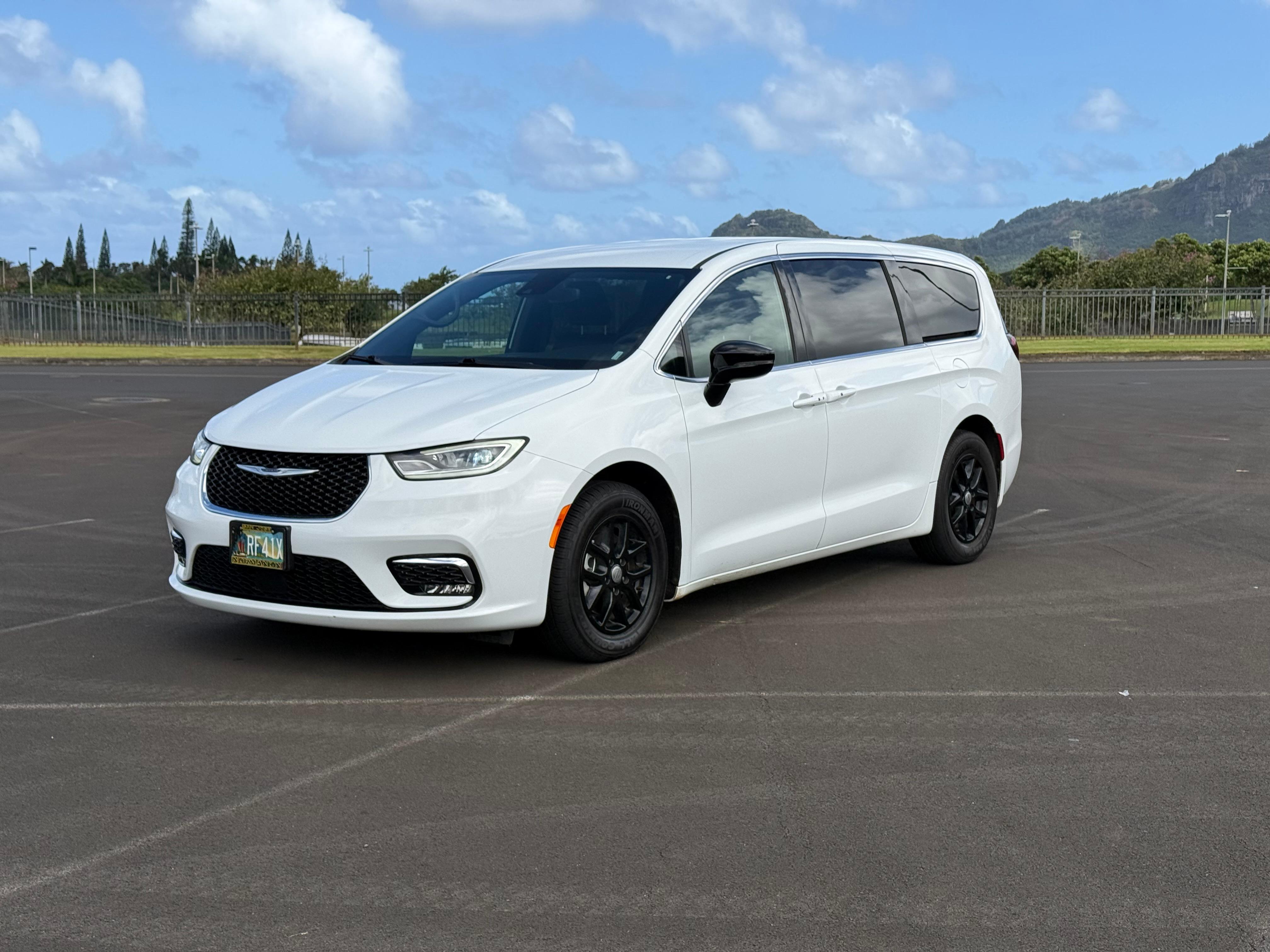 Chrysler Pacifica 2025 in Lihue, HI