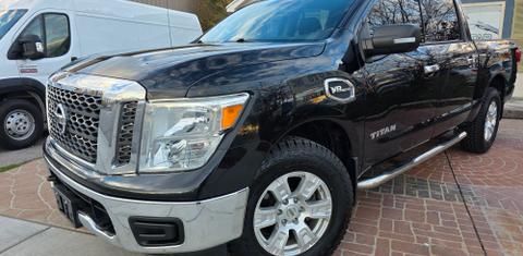 Nissan Titan 2017