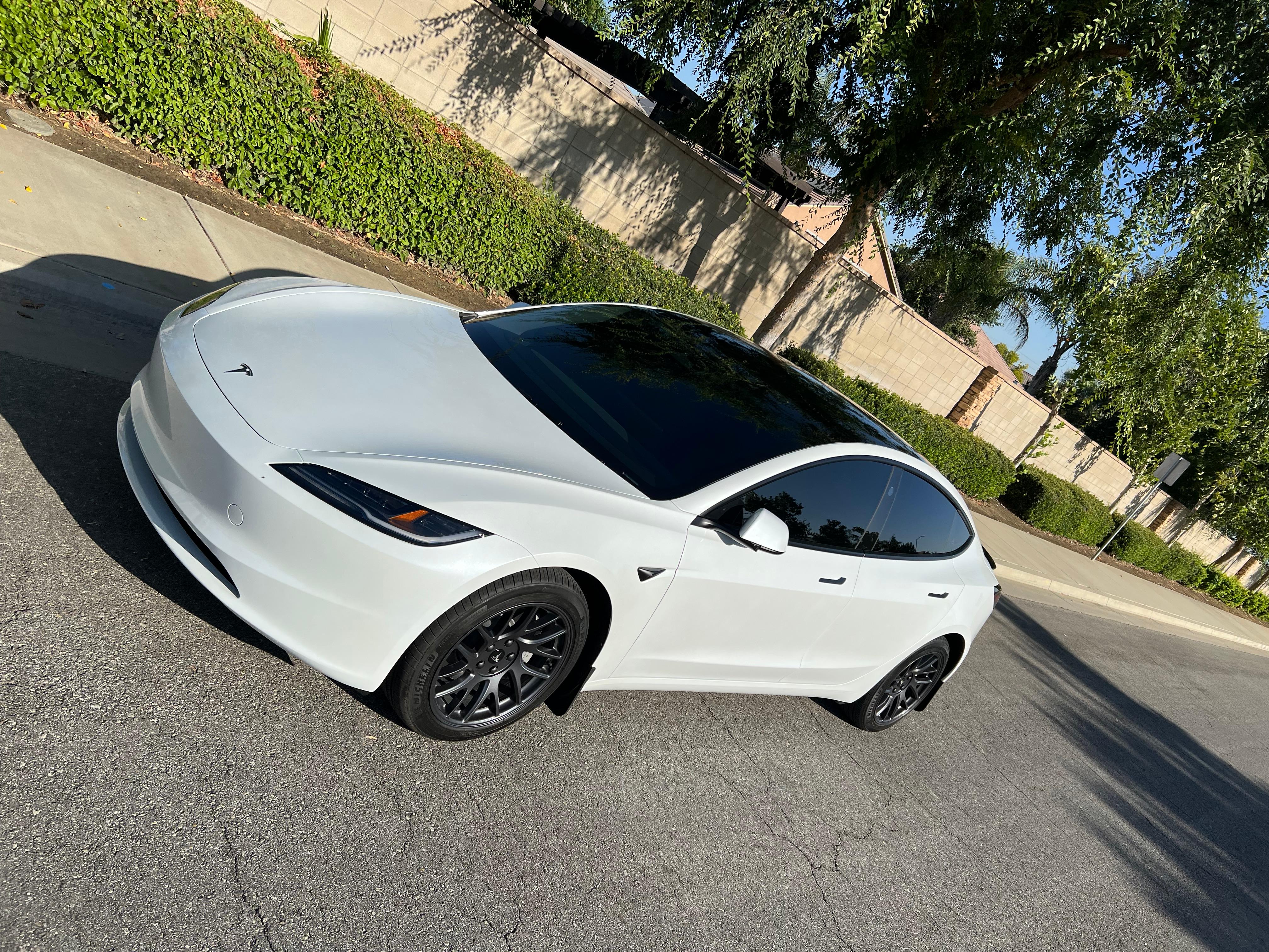 Tesla Model 3 2025 in Bakersfield, CA