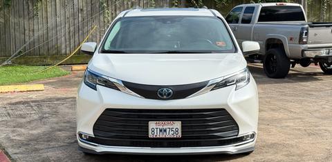 Toyota Sienna 2021