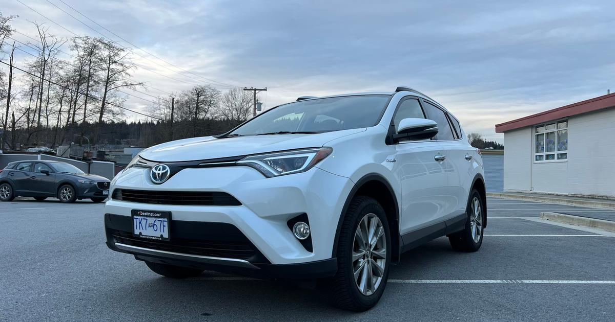 Toyota RAV4 Hybrid 2016 rental in Vancouver, BC by Frankie K. | Turo